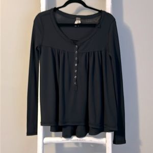 We The Free top size XS